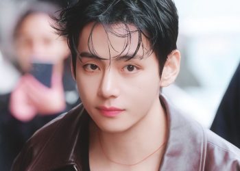 V Rayakan Ultah di Studio Latihan, Rumor Comeback BTS Kian Ramai