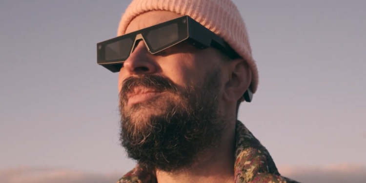 Snapchat Siap Masuk Serius ke Bisnis Smart Glasses lewat Spectacles